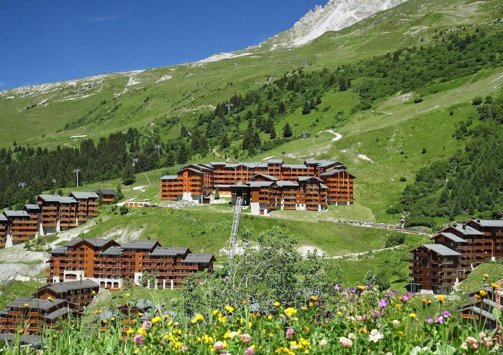 Residence Pierre & Vacances Premium Les Crets Les Allues Exterior photo